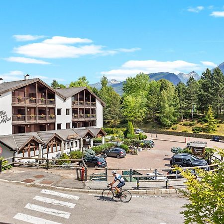 Aparthotel Des Alpes Cavalese Exterior photo